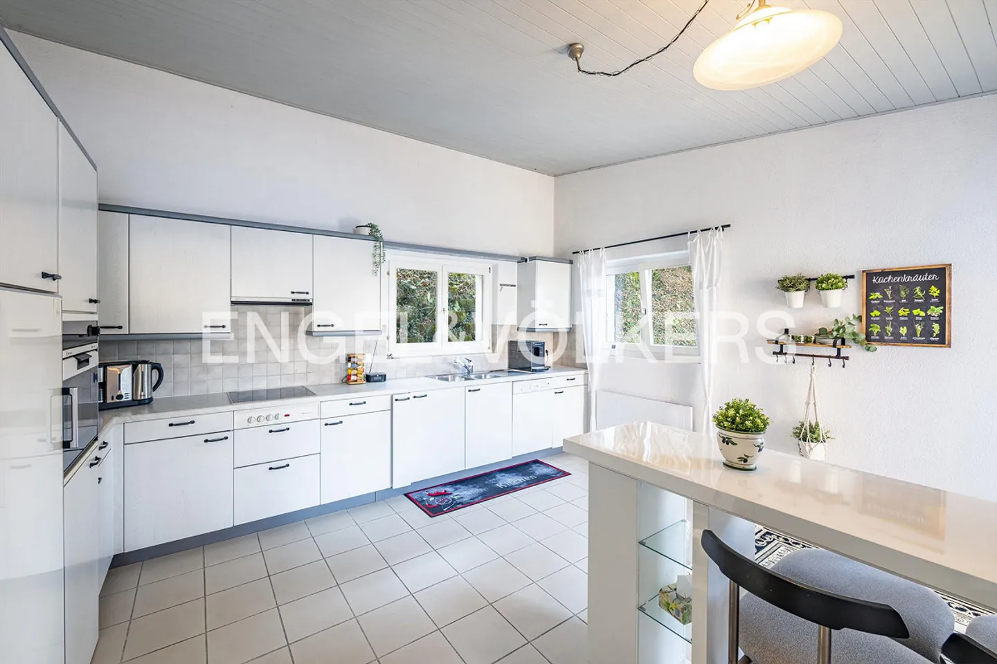 A Hidden Paradise on Lake Maggiore - Photo 7 of 14