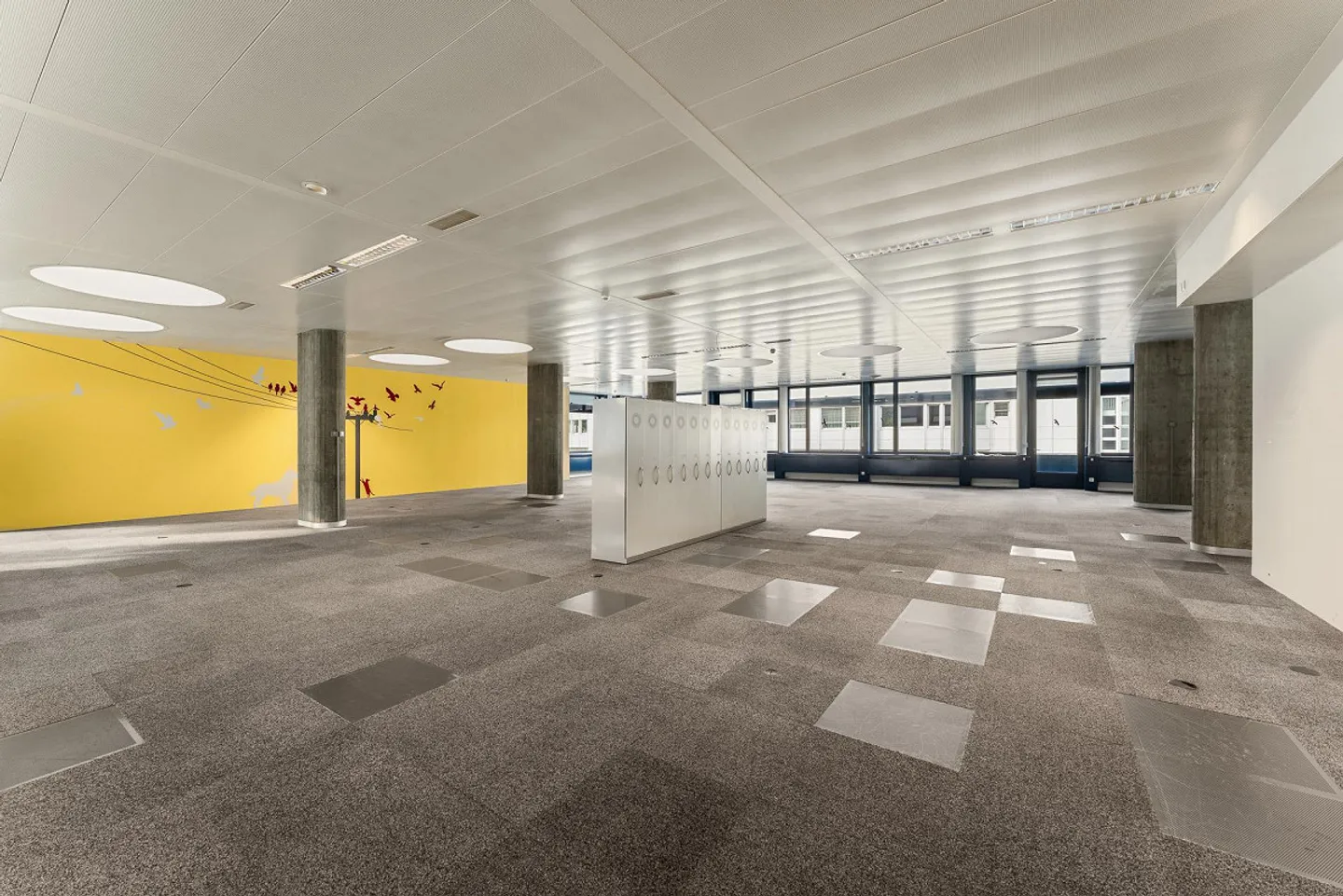 Nel centro di Chur - una sezione completa del piano! - Foto 4 di 11