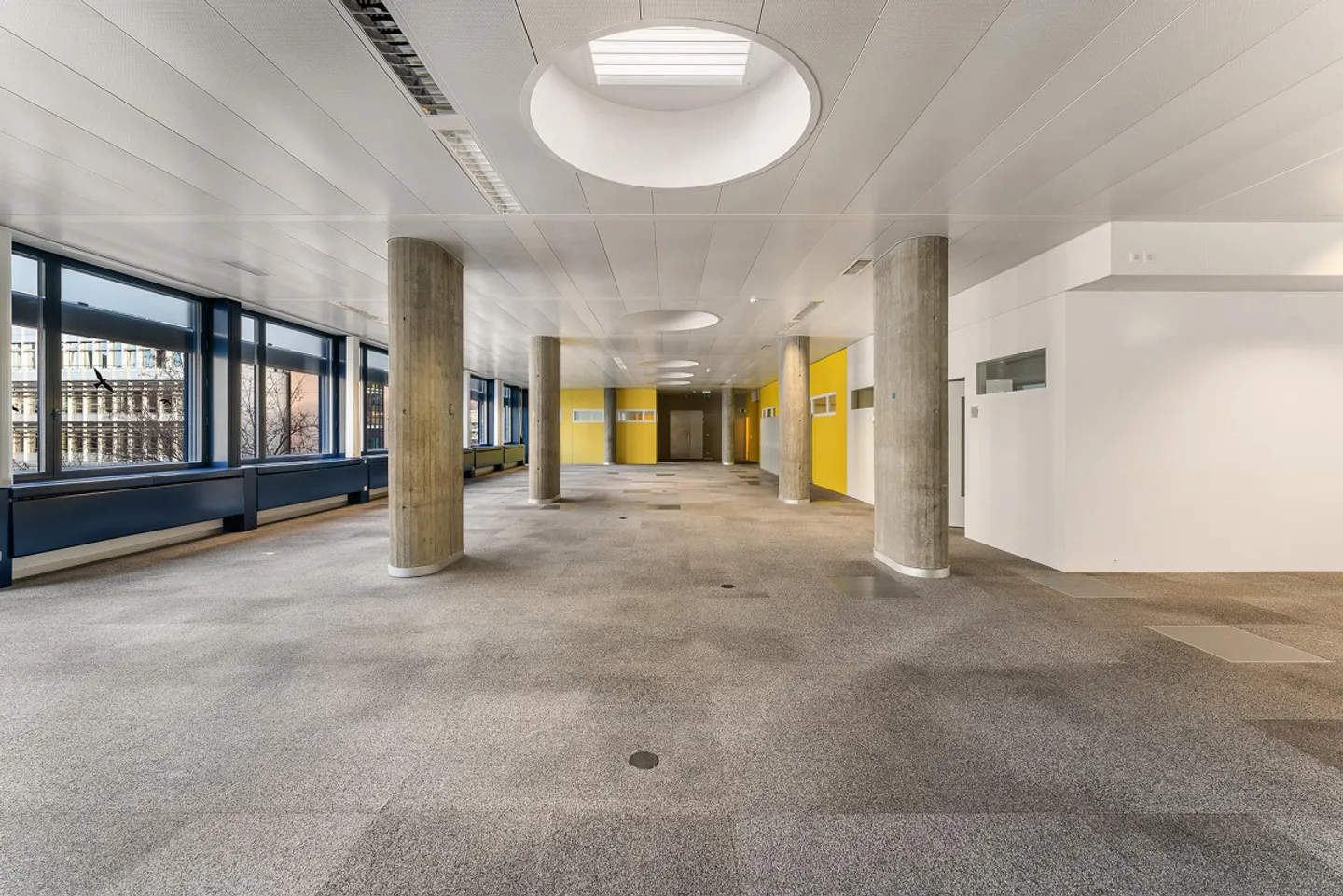 Nel centro di Chur - una sezione completa del piano! - Foto 6 di 11