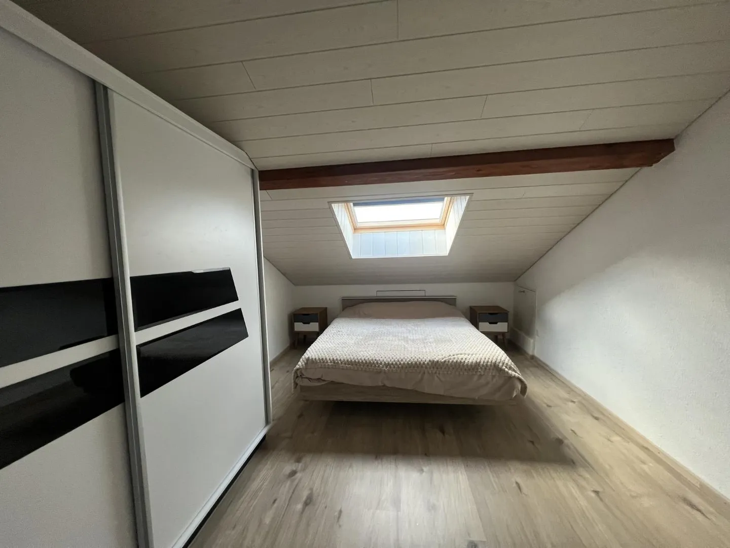 Residential building with 16 rooms - Photo 11 of 11