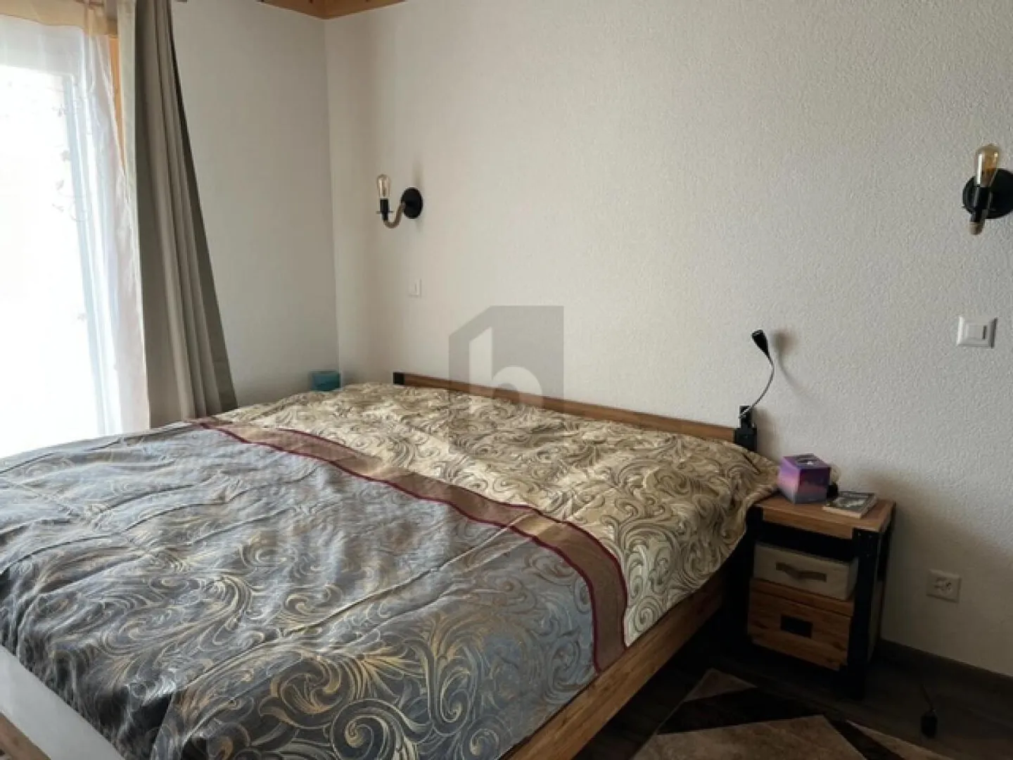 VIEL SONNENSCHEIN UND HERRLICHER AUSBLICK - Foto 3 von 6