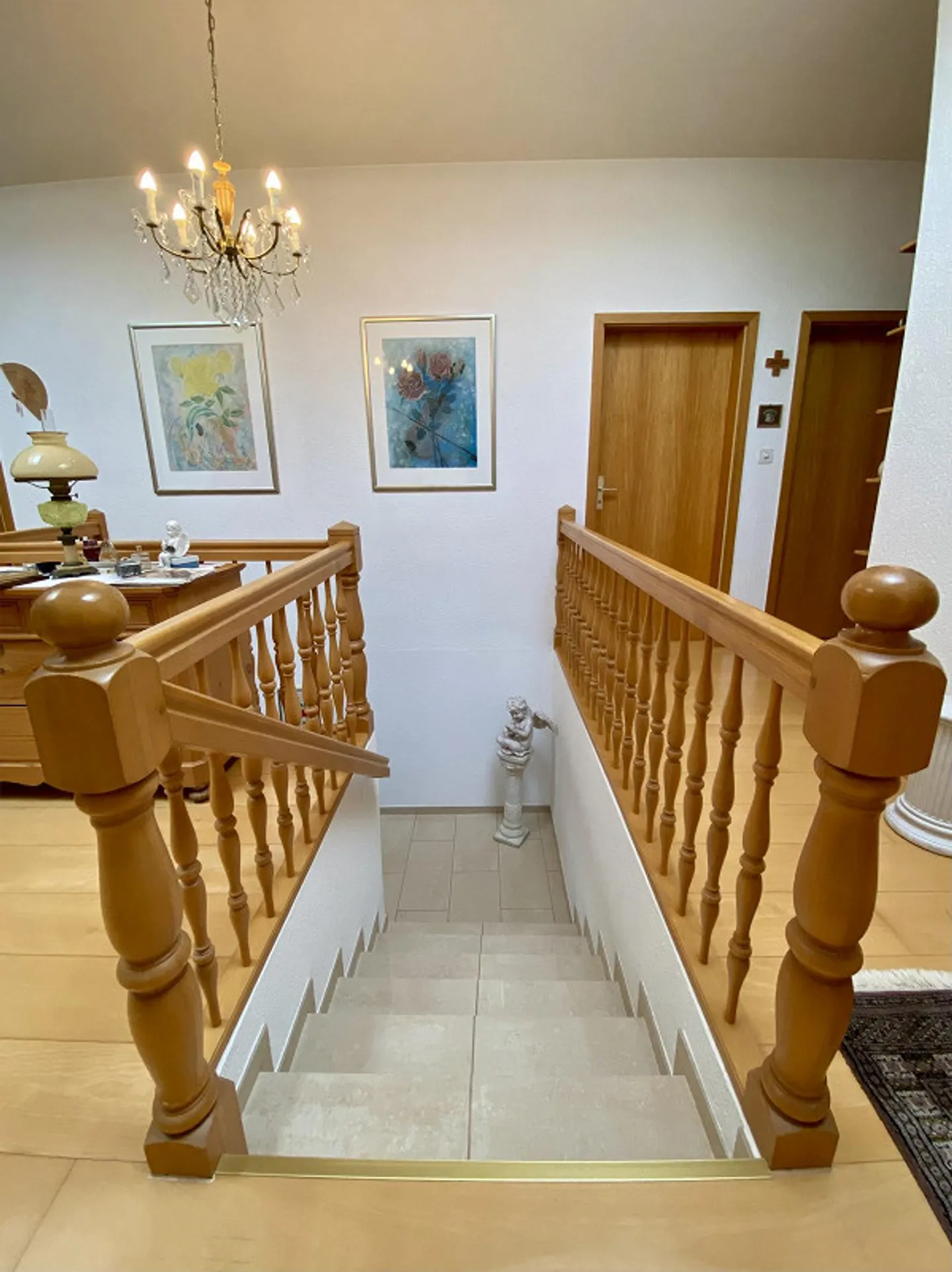 Attraente casa di 9 1/2 stanze con 2 appartamenti e terreno edificabile (proprietà d'investimento) - Foto 10 di 21