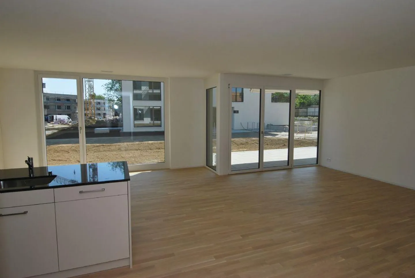 GARDEN APARTMENT | SUNNY | NEAR HALLWILERSEE - Photo 4 of 12
