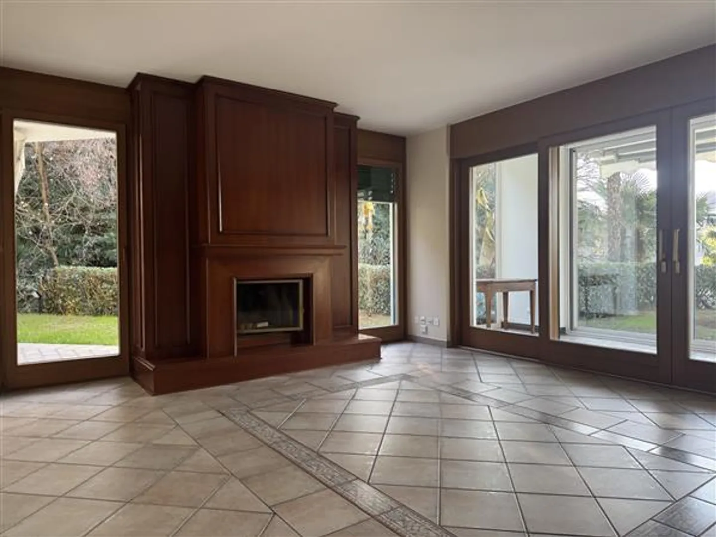 Viganello: 4.5 Room Apartment - Photo 3 of 12