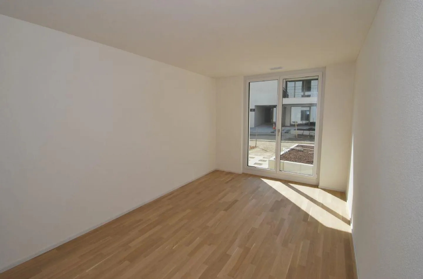 GARDEN APARTMENT | SUNNY | NEAR HALLWILERSEE - Photo 8 of 12