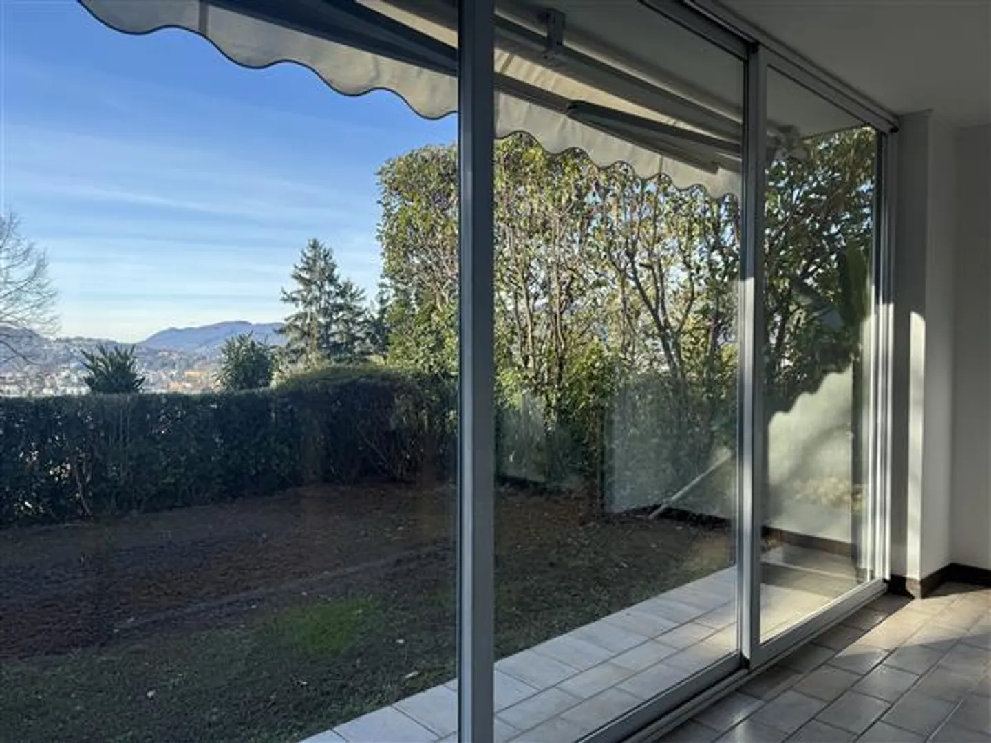 Viganello: 4.5 Room Apartment - Photo 5 of 12