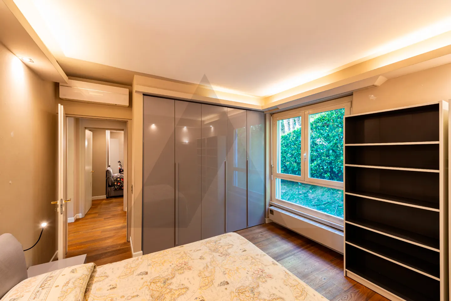 Renovated Apartment in Central Lugano - Photo 6 of 10