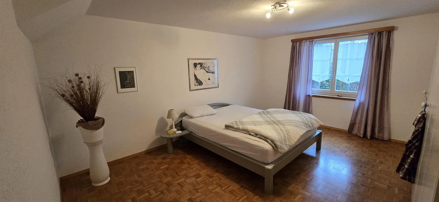 Well-maintained terrace house in a quiet residential area - Photo 6 of 14