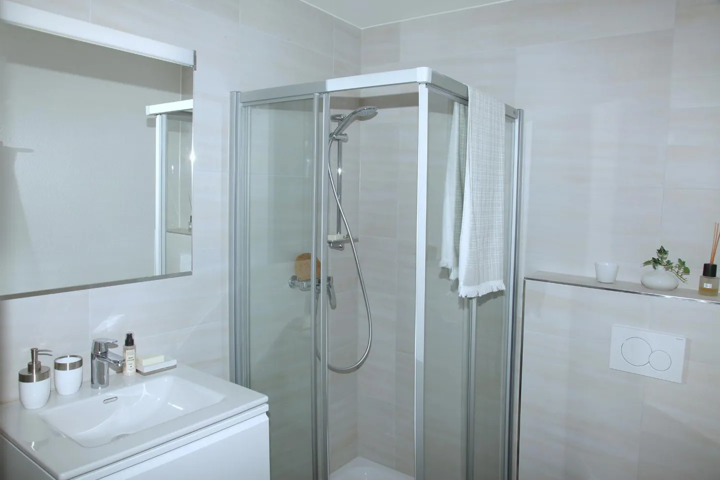 Modernes Apartment in Selzach - Foto 5 von 6