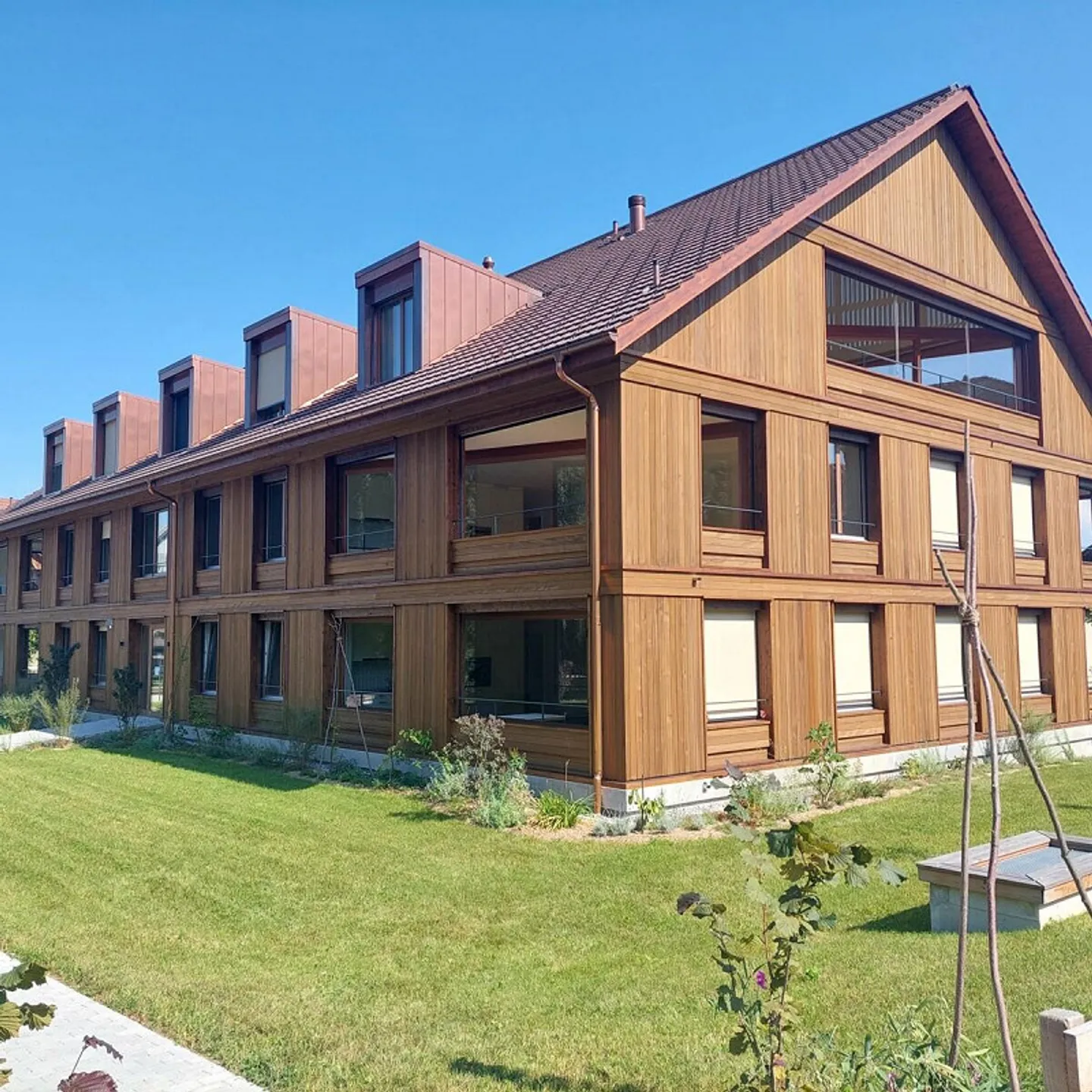 Appartamento attico di 4,5 stanze a Gerzensee con vista panoramica - Foto 1 di 12