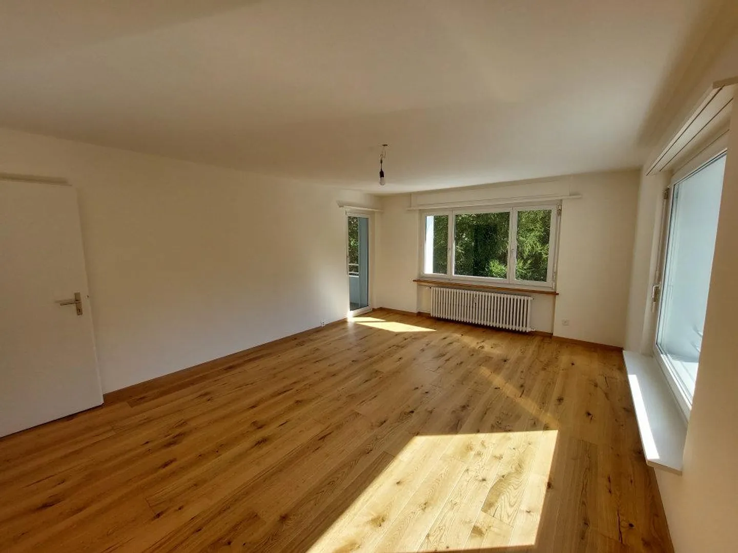 Bright 4-room apartment, modern, renovated - Photo 4 of 23