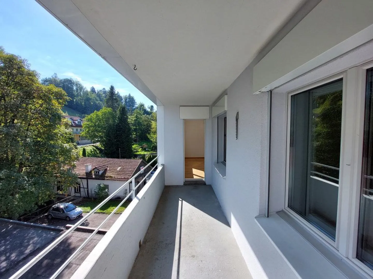 Bright 4-room apartment, modern, renovated - Photo 5 of 23
