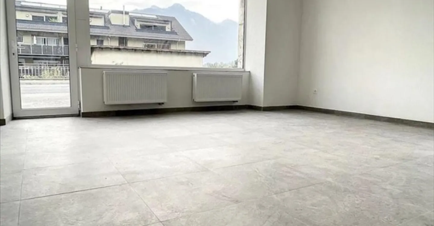 Arcade - Photo 4 of 6