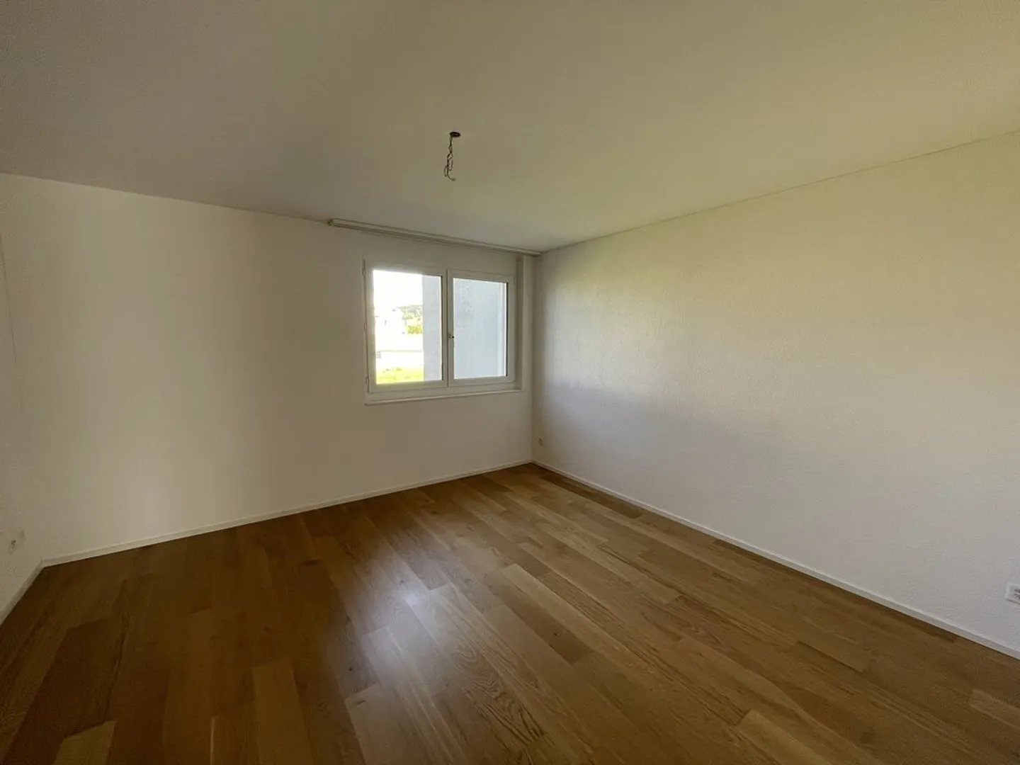 3.5 Room Apartment - Photo 6 of 8
