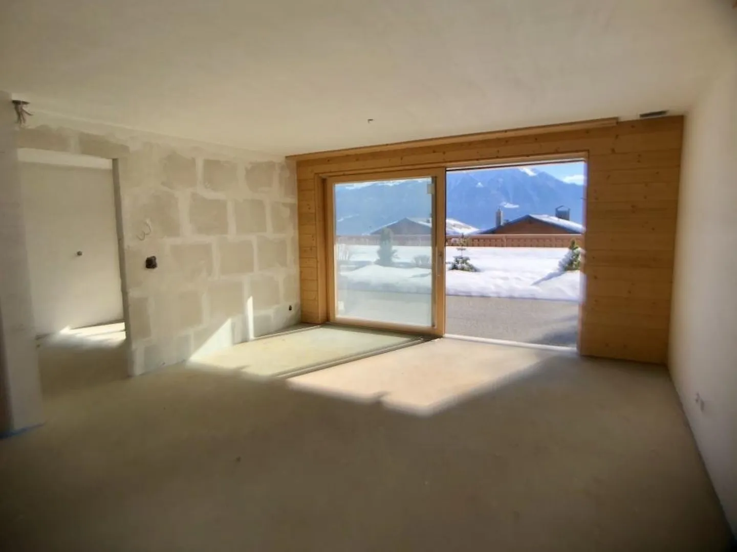 Pieno sud e vista a 180° - Foto 1 di 3