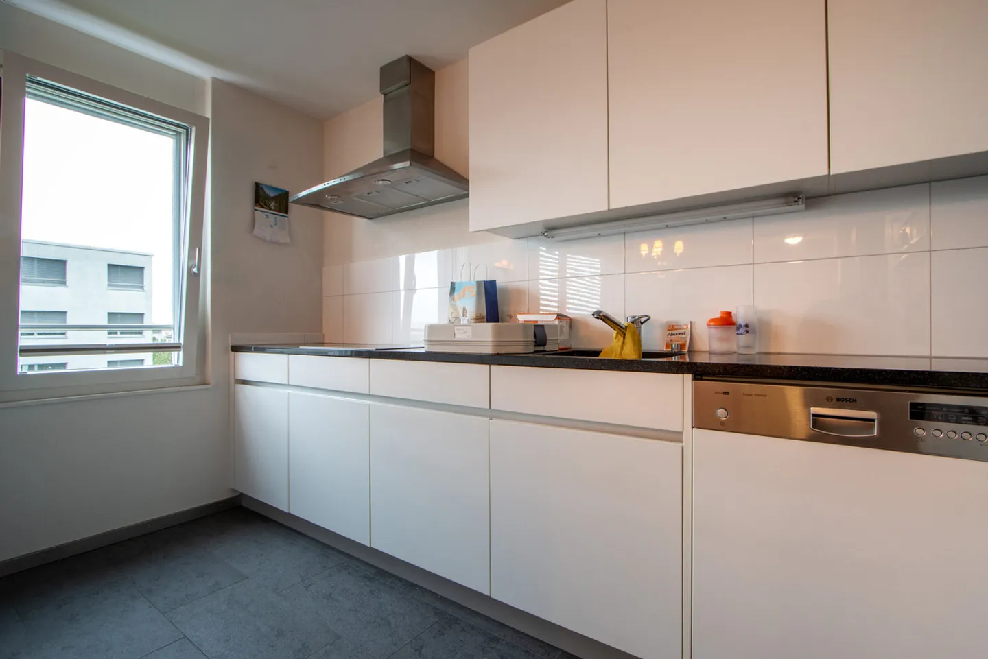 Central living & relaxing - stylish apartment with evening sun - Photo 3 of 11