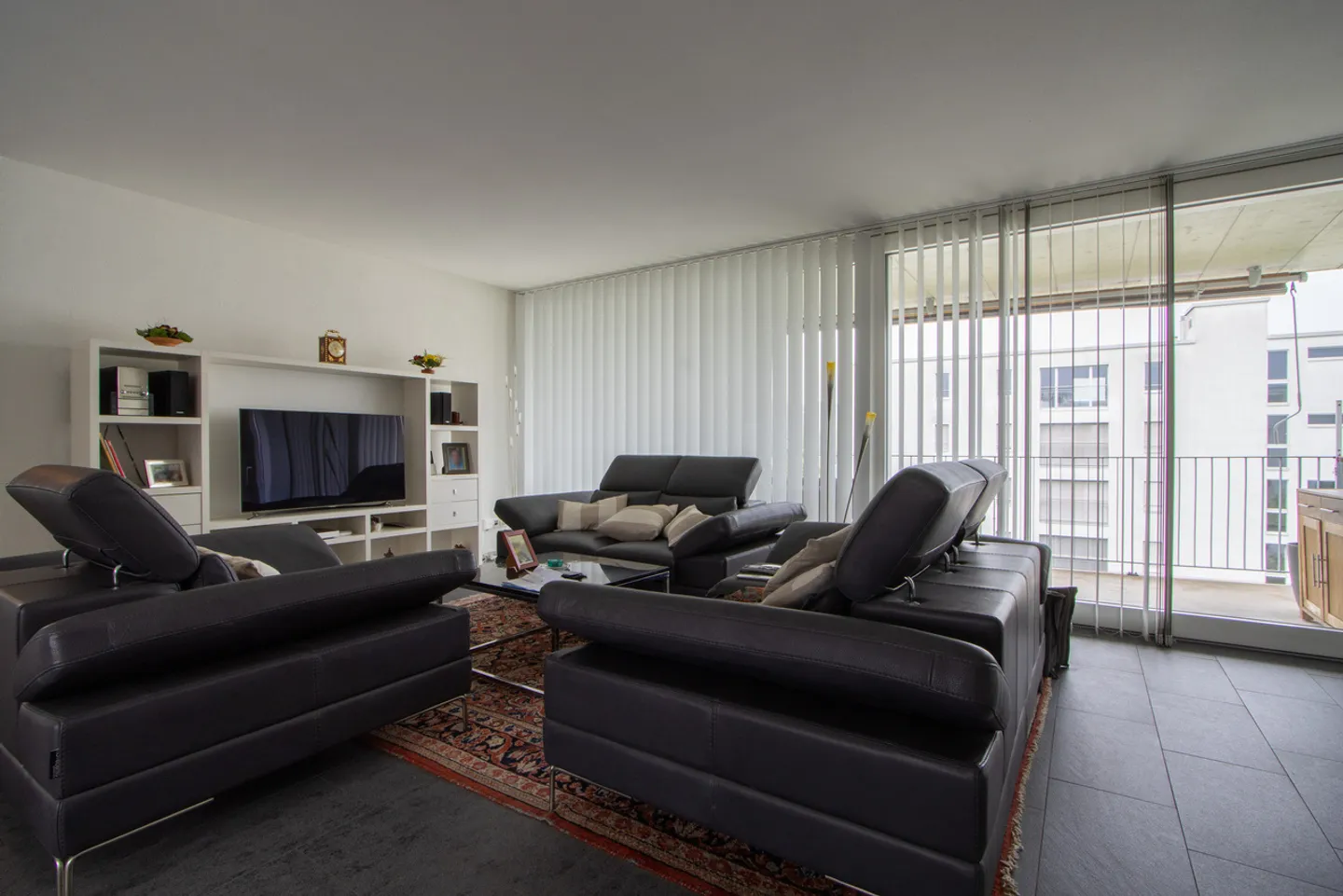 Central living & relaxing - stylish apartment with evening sun - Photo 5 of 11
