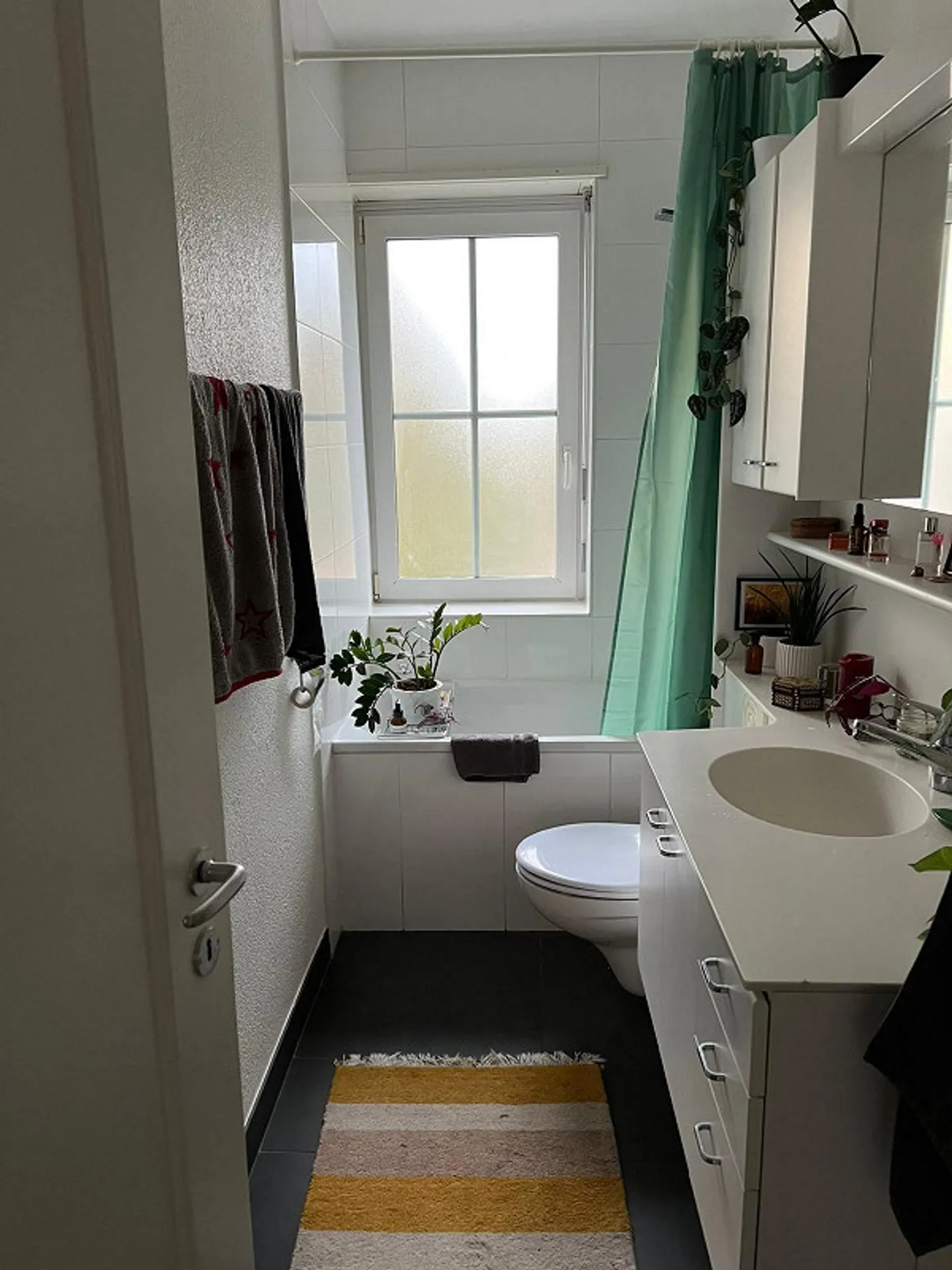 Helle 2-Zimmer-Wohnung mit Balkon - Foto 4 von 6