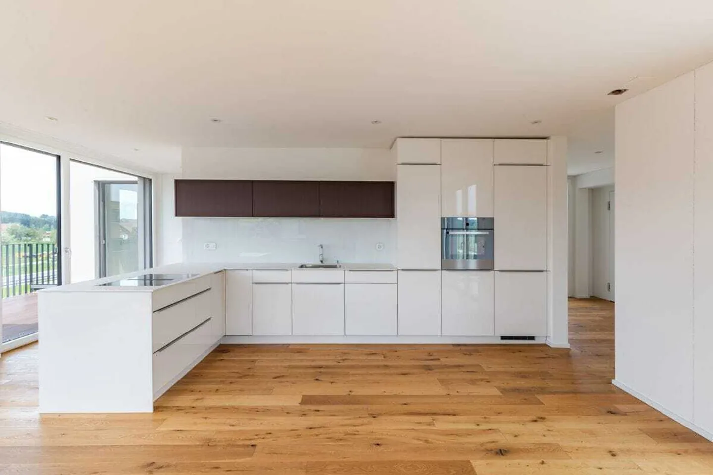 Spacious 3.5-room penthouse apartment for sale in Neudorf - Photo 2 of 12