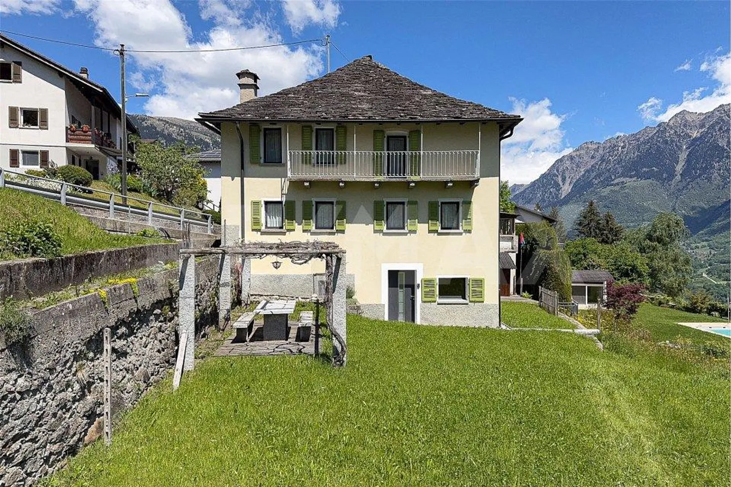 Renoviertes Tessiner Haus - Foto 1 von 13