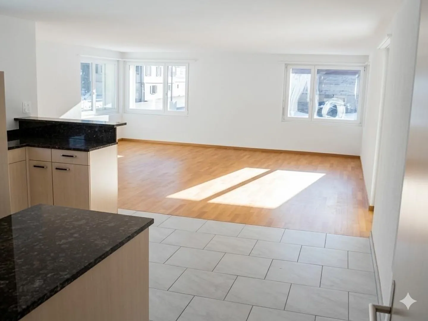 Ampio appartamento di 5,5 stanze - Foto 1 di 5