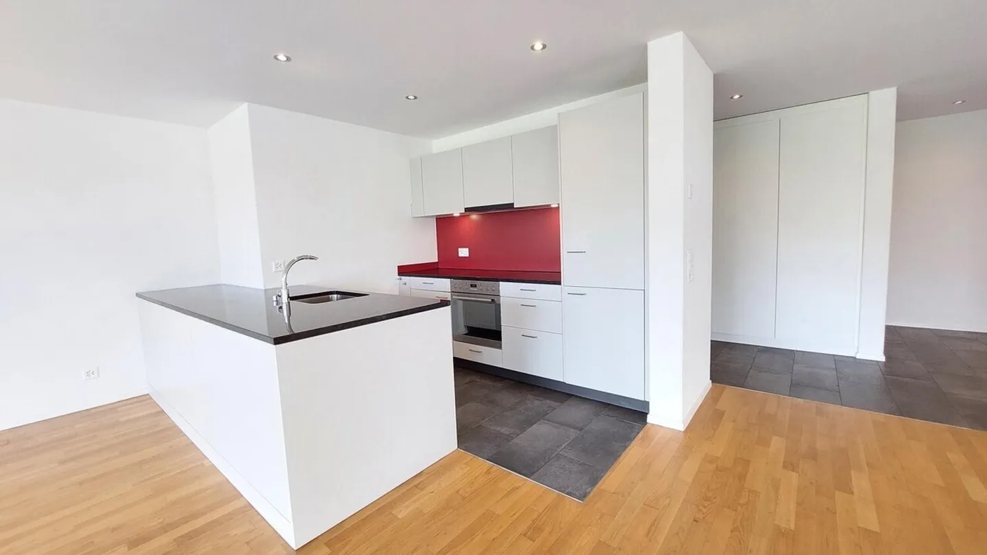 Grosszügige Familienwohnung - Foto 1 von 12