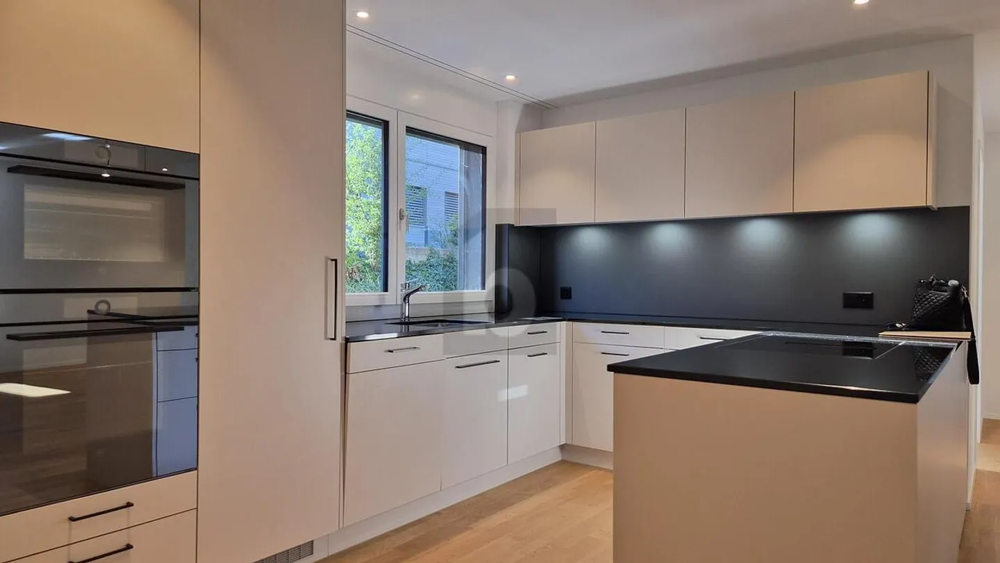 Appartement moderne avec terrasse privée - Photo 1 sur 6
