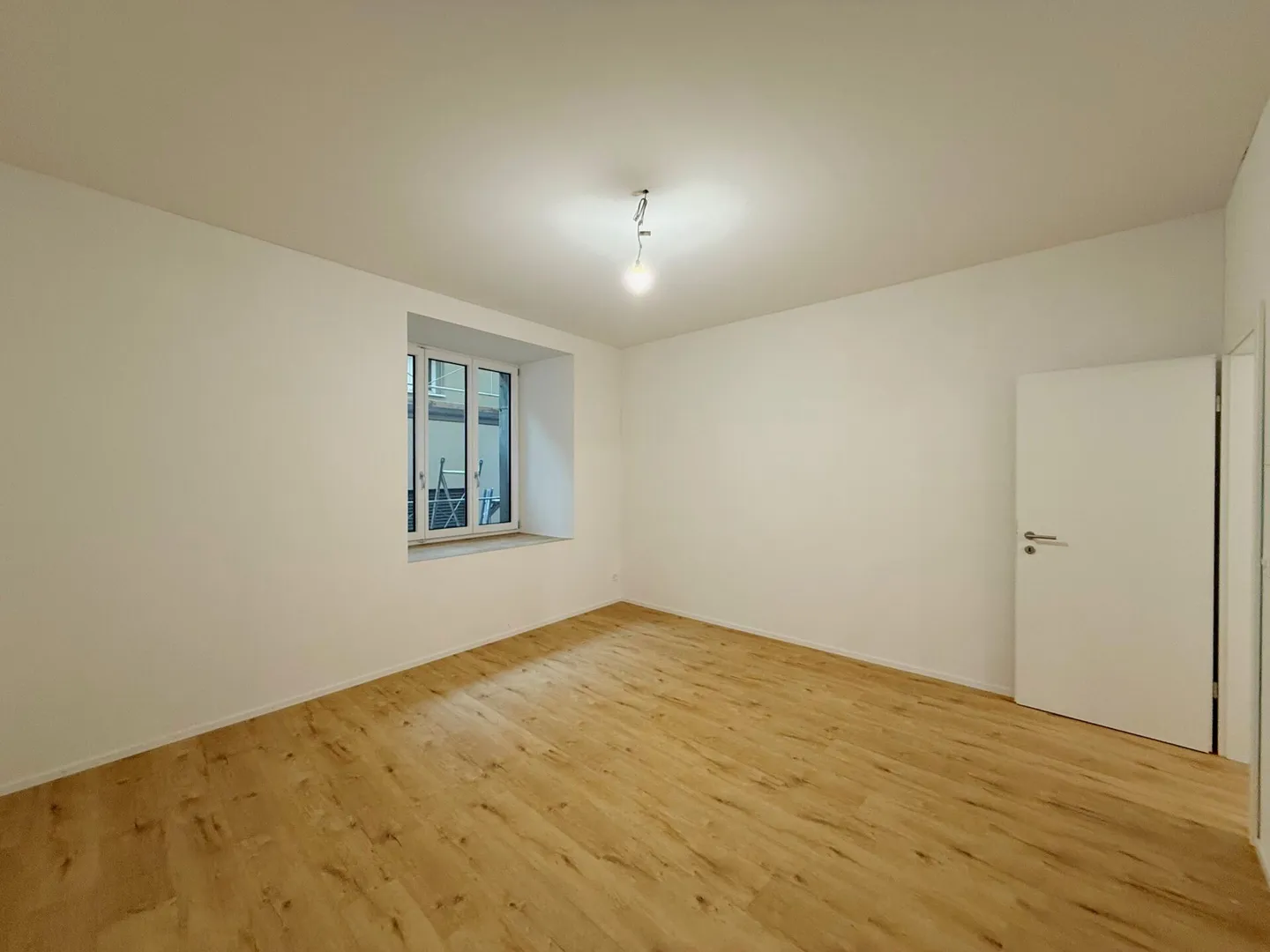 Appartamenti in affitto di 2,5 stanze completamente ristrutturati - Foto 10 di 10