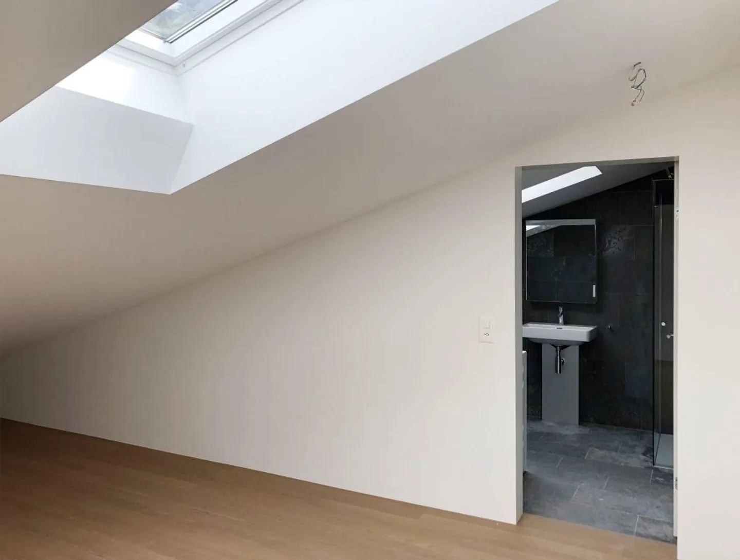 Appartement sous les combles de 1,5 pièce à louer sur la "Gartenstrasse" Bad Ragaz - Photo 3 sur 7