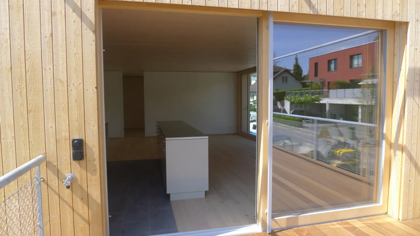 Appartamento moderno nella natura - Foto 2 di 8