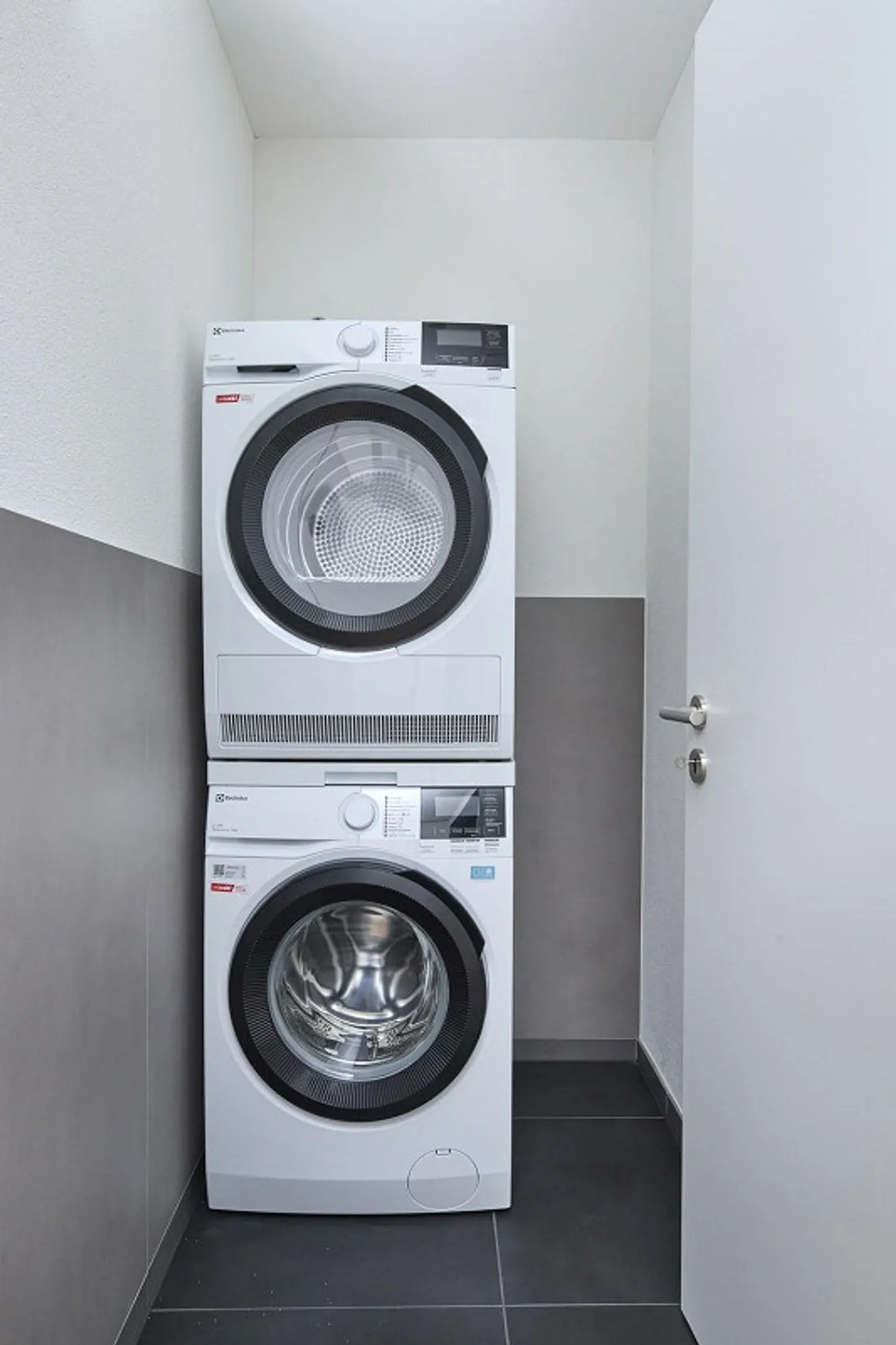 Benvenuti nel nuovo hotspot per la vita urbana a Zurigo-Albisrieden! - Foto 4 di 9