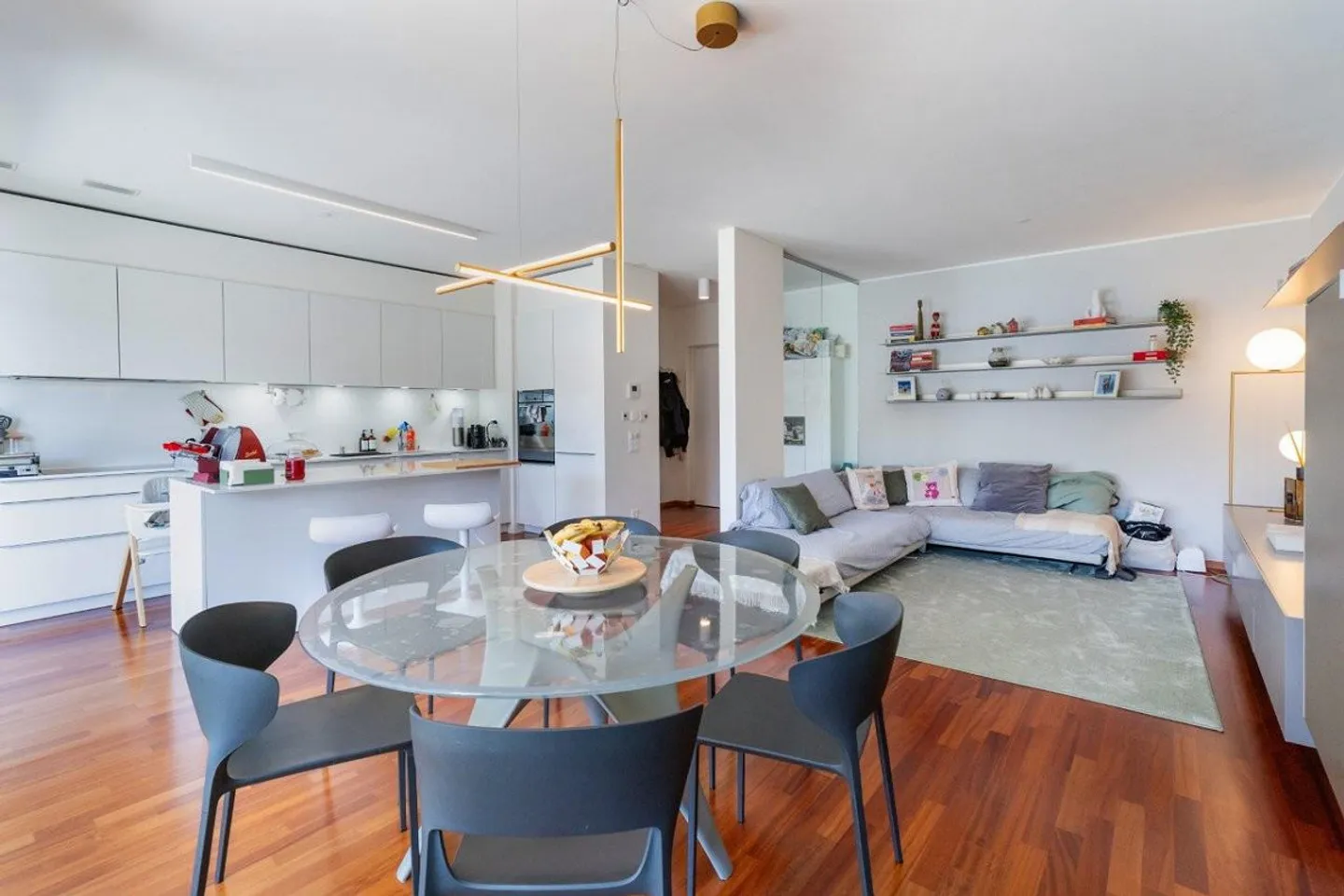 Appartamento attico con 4,5 stanze e vista libera a Lugano-Besso - Foto 3 di 16