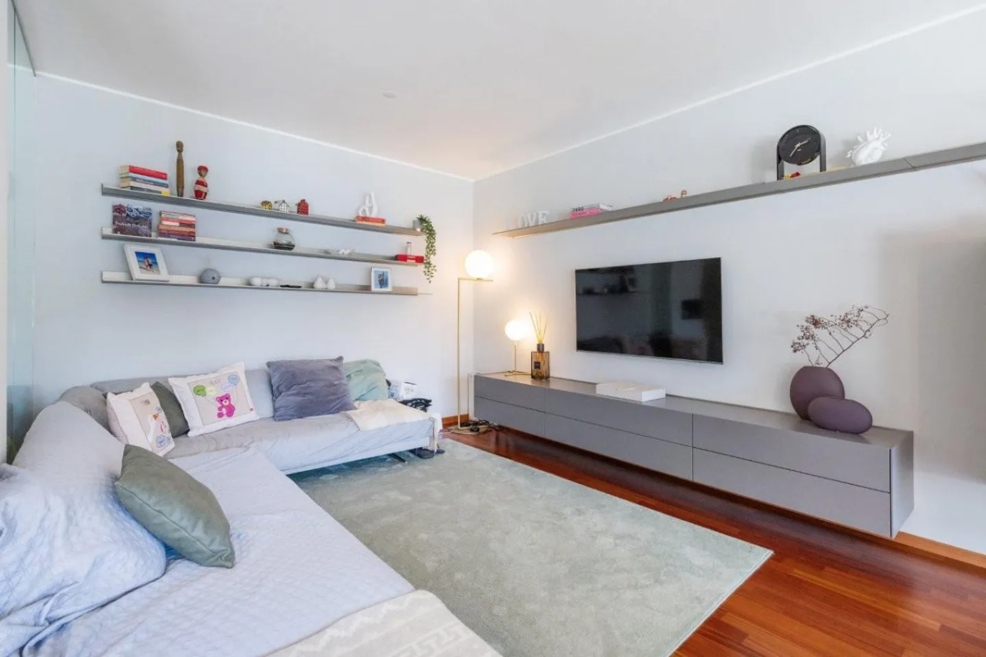 Appartamento attico con 4,5 stanze e vista libera a Lugano-Besso - Foto 4 di 16