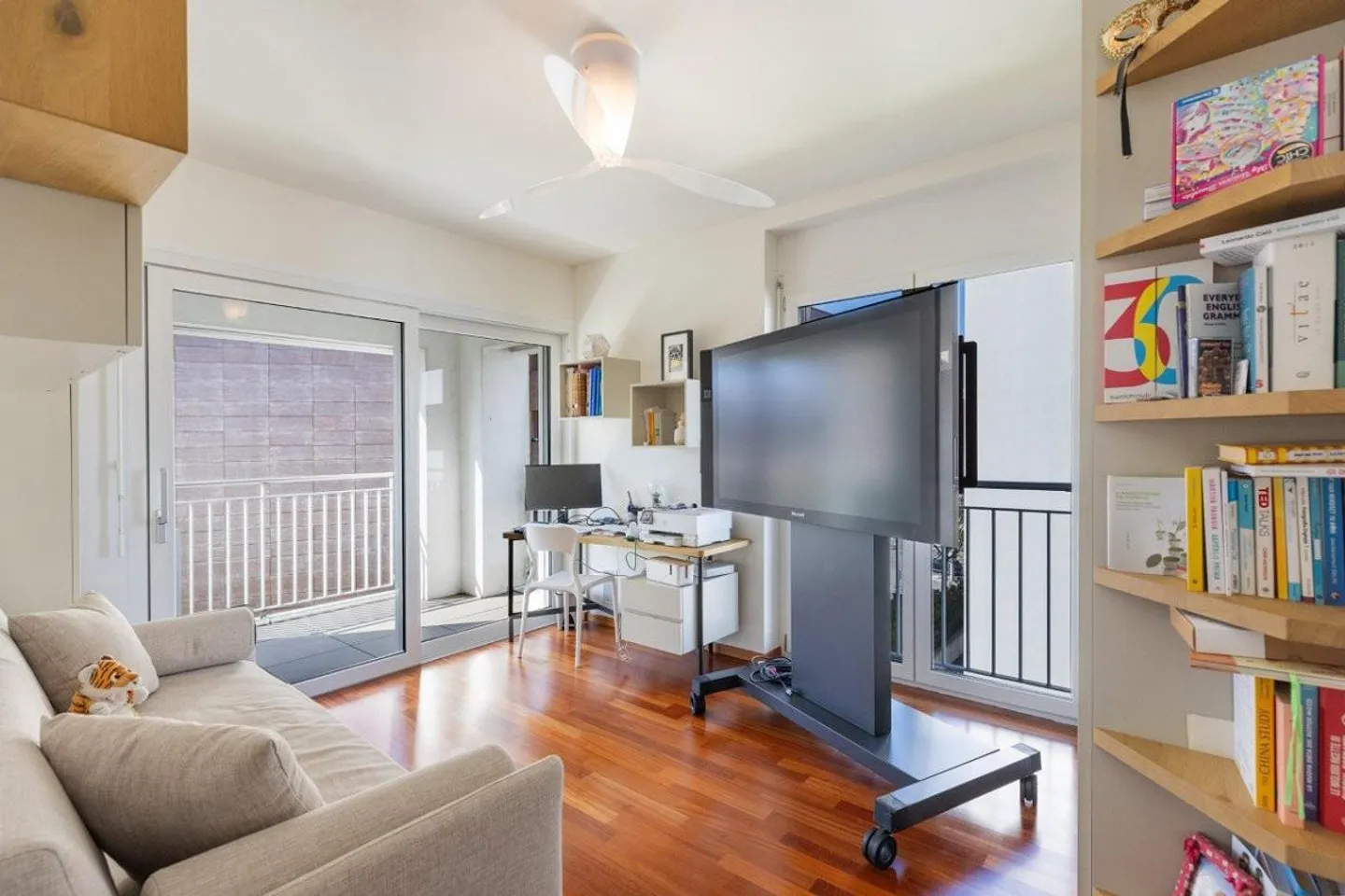 Appartamento attico con 4,5 stanze e vista libera a Lugano-Besso - Foto 14 di 16