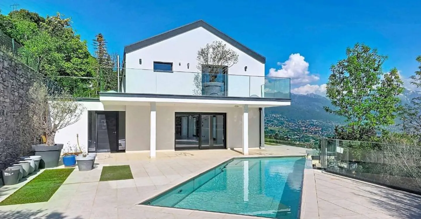 Contemporary Villa with Pool - Photo 1 of 9