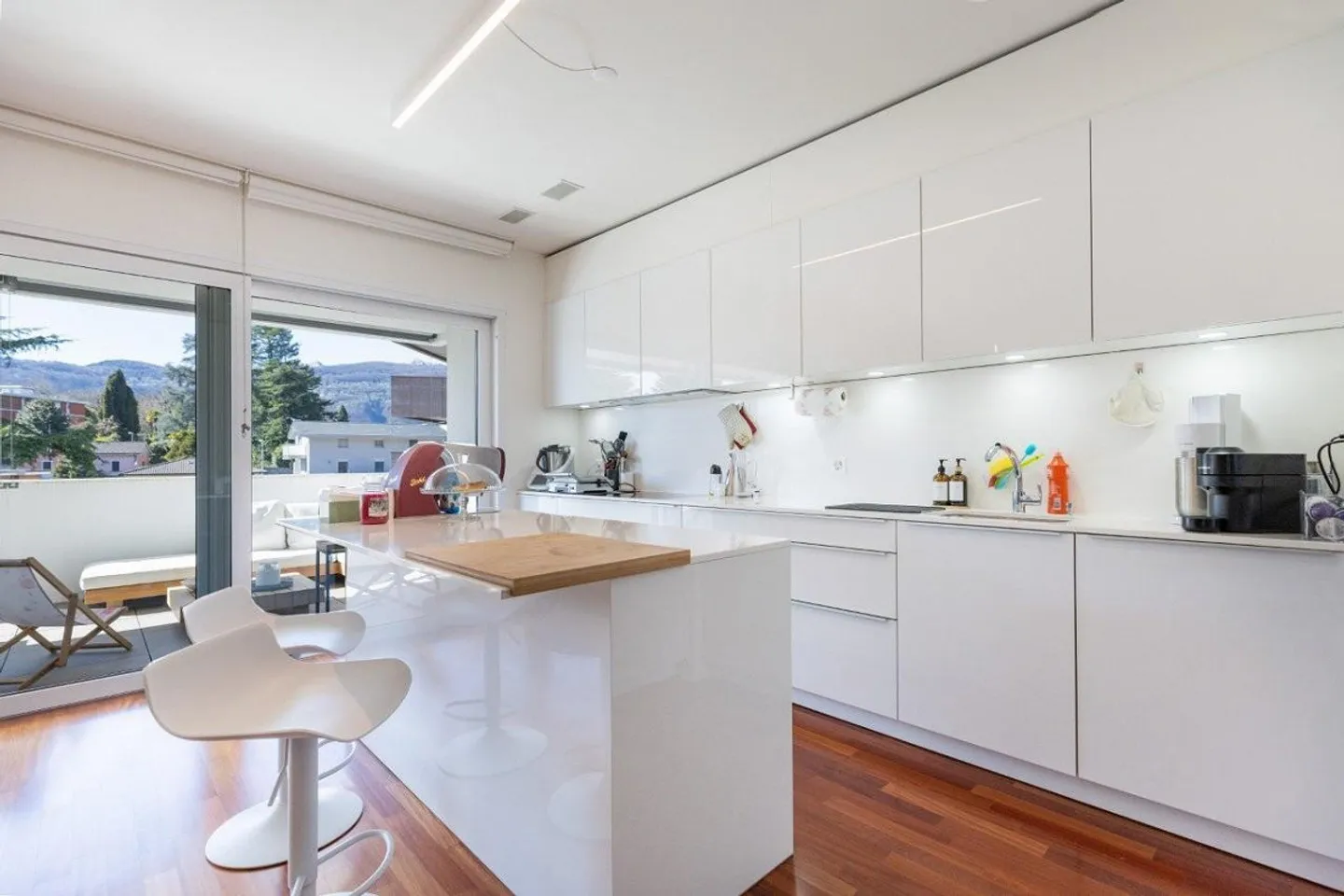 Appartamento attico con 4,5 stanze e vista libera a Lugano-Besso - Foto 7 di 16