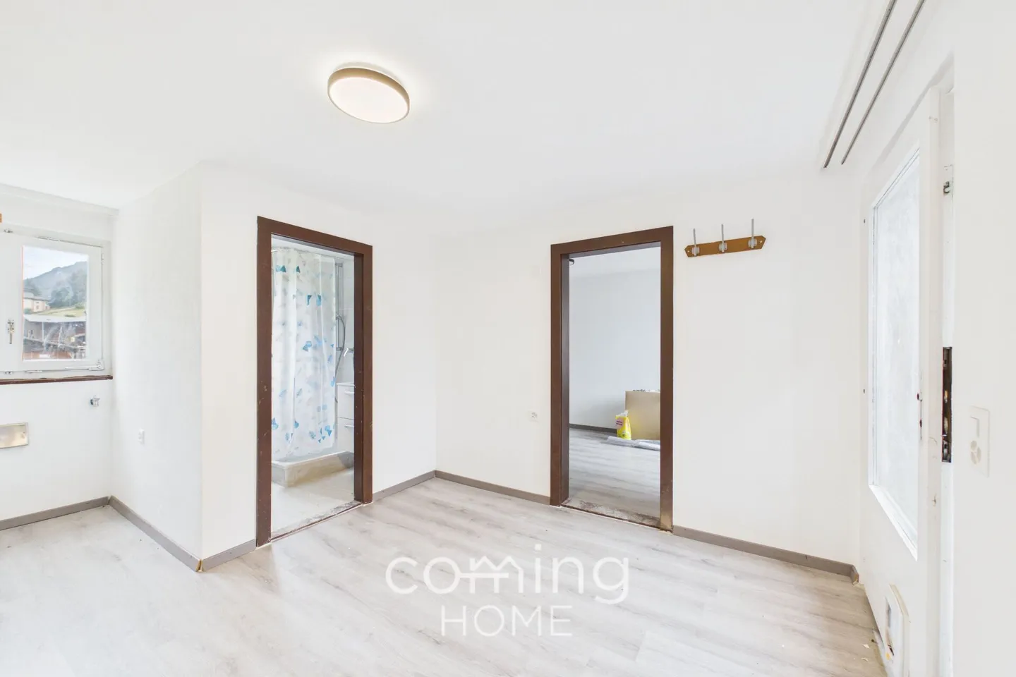 Charming half of a house with three residential units in the Saastal. - Photo 10 of 16