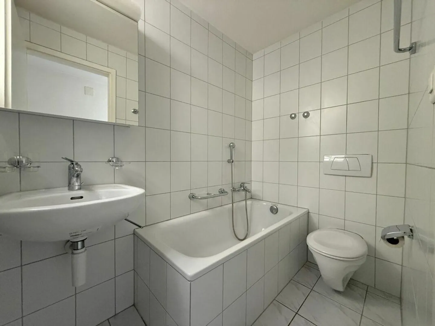 Appartamento 4.5 locali in posizione centrale ad Allschwil - Foto 6 di 12