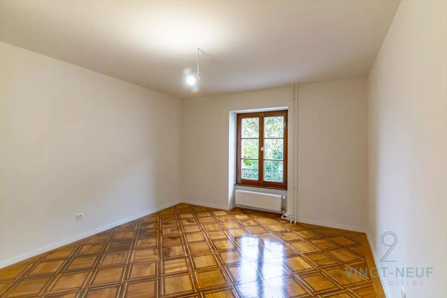 Appartamento ristrutturato di 2.5 locali a Chancy - Foto 4 di 8