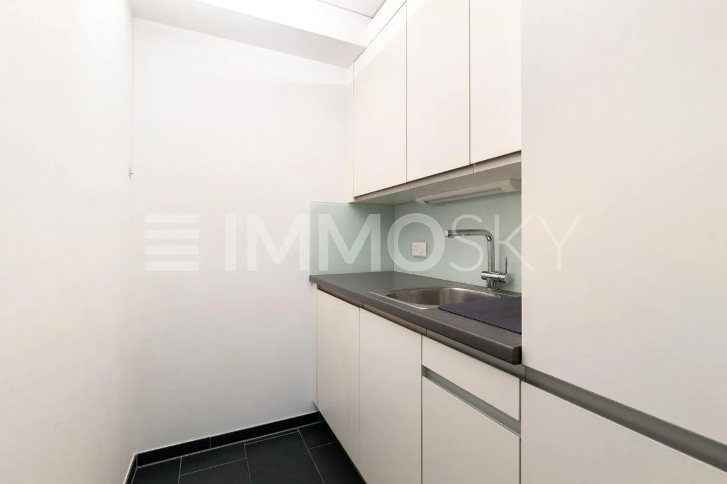 Exclusif et Central : Votre emplacement professionnel au bord du lac de Constance - Photo 2 sur 5