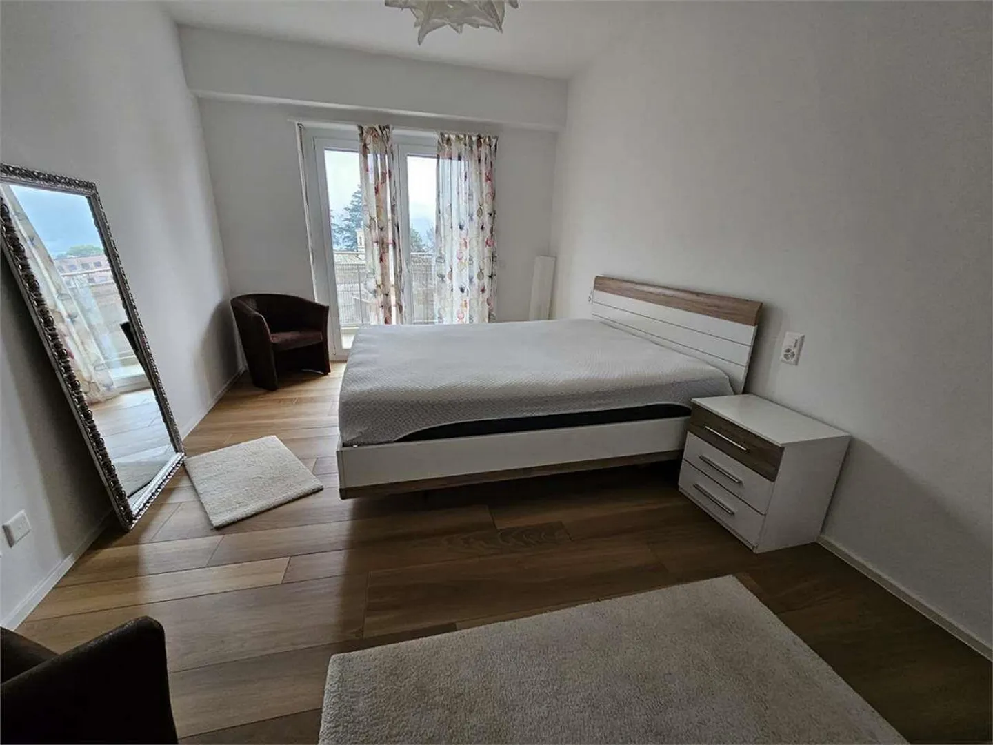 Renoviertes Apartment mit Seeblick - Foto 8 von 13