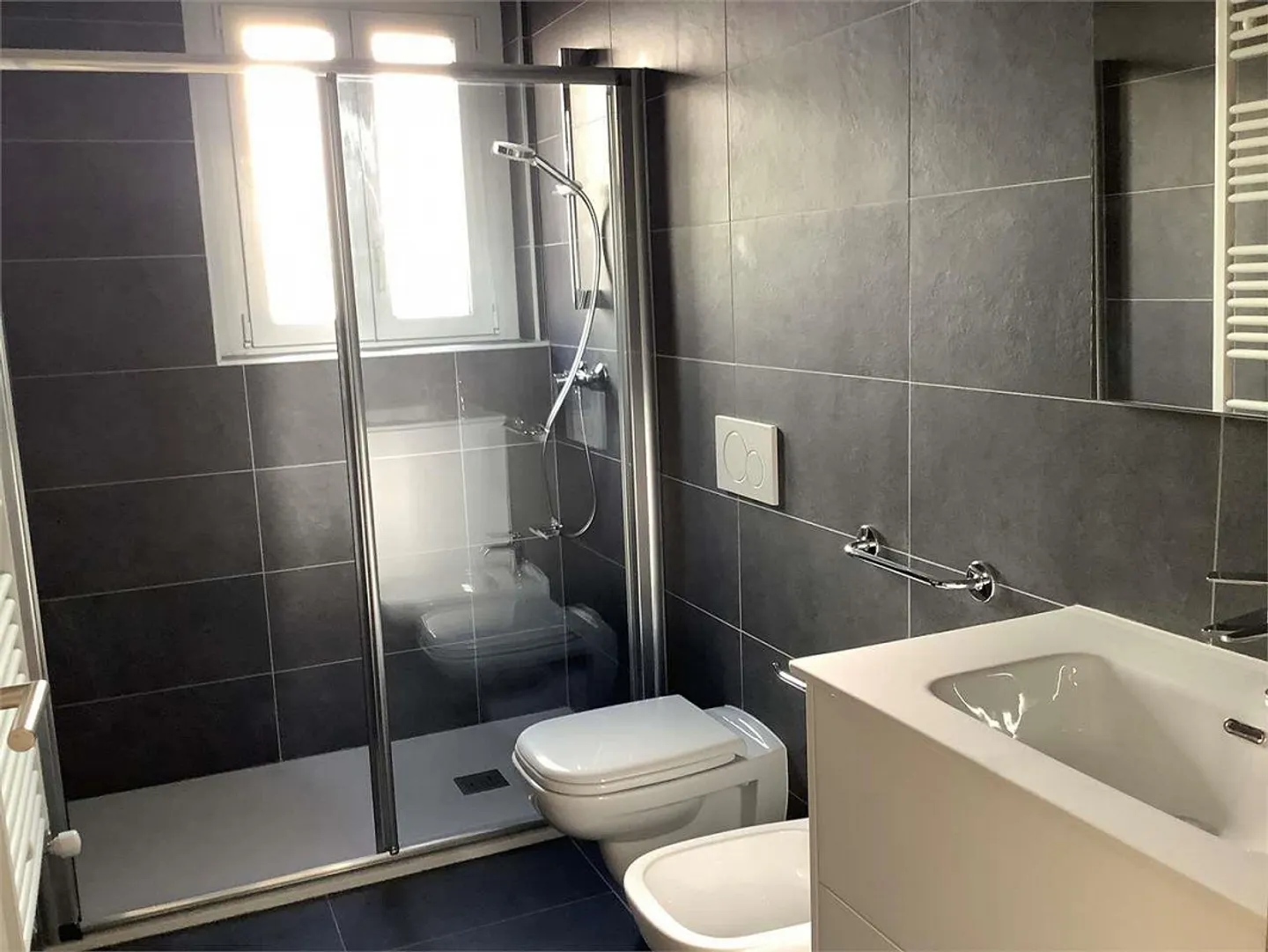 Renoviertes Apartment mit Seeblick - Foto 12 von 13