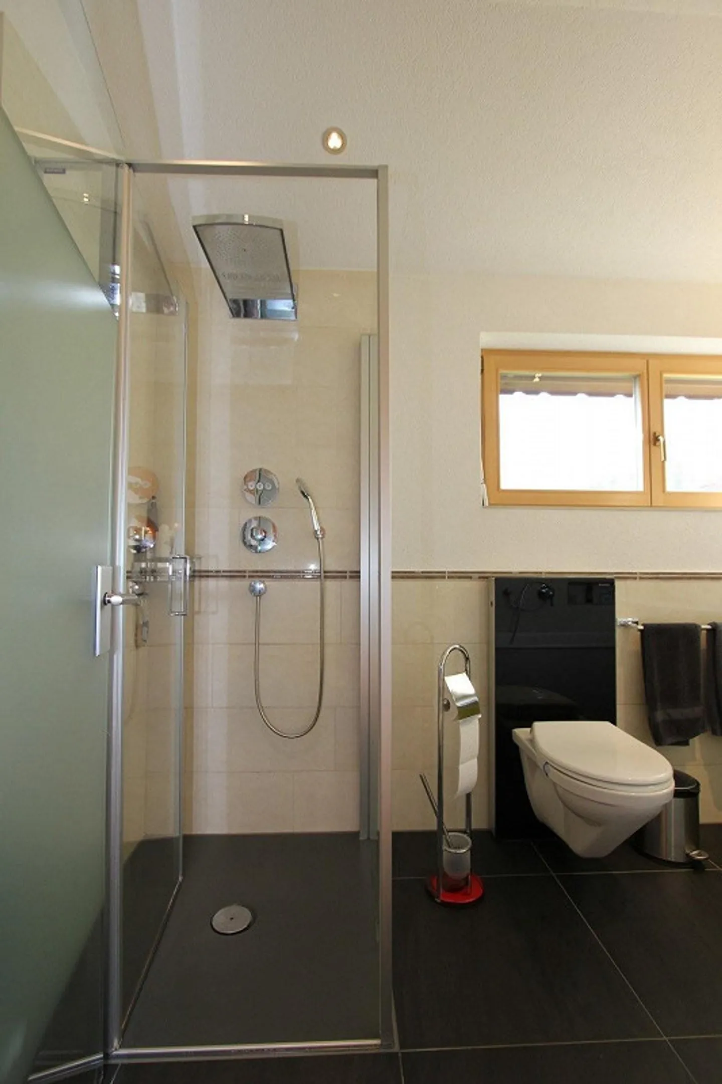 Casa Atrium Attraente in una Posizione Soleggiata e Vicina alla Città - Foto 10 di 13