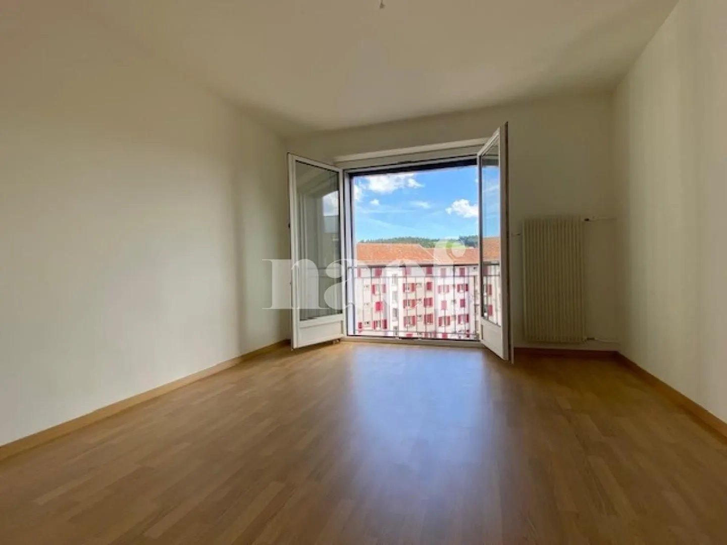 Appartement trois pièces au 4ème étage - Photo 1 sur 5