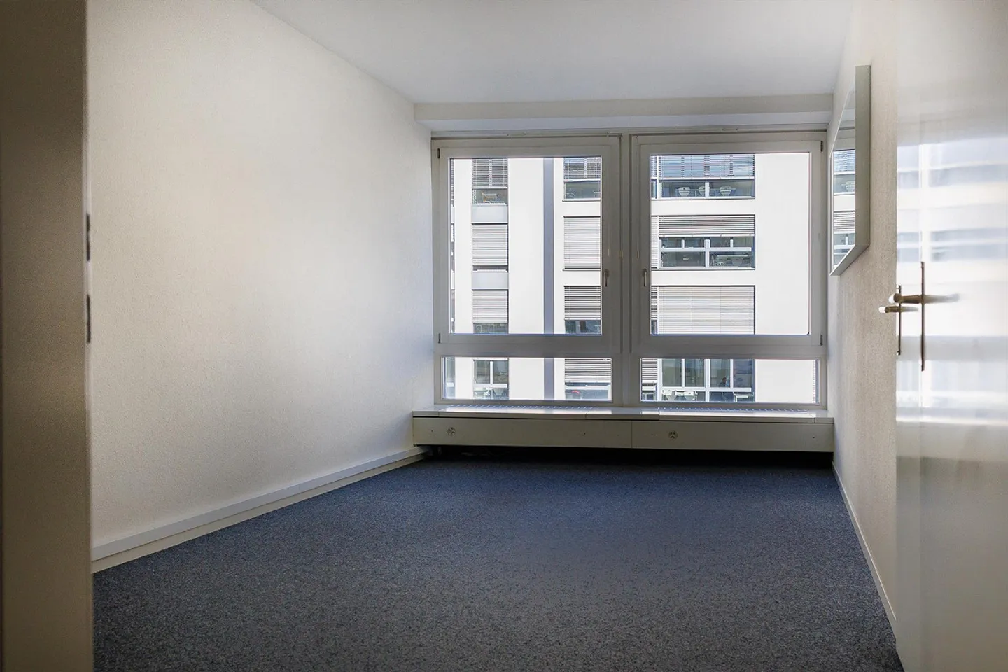Spazi per uffici attraenti in un edificio commerciale rappresentativo - Foto 4 di 7