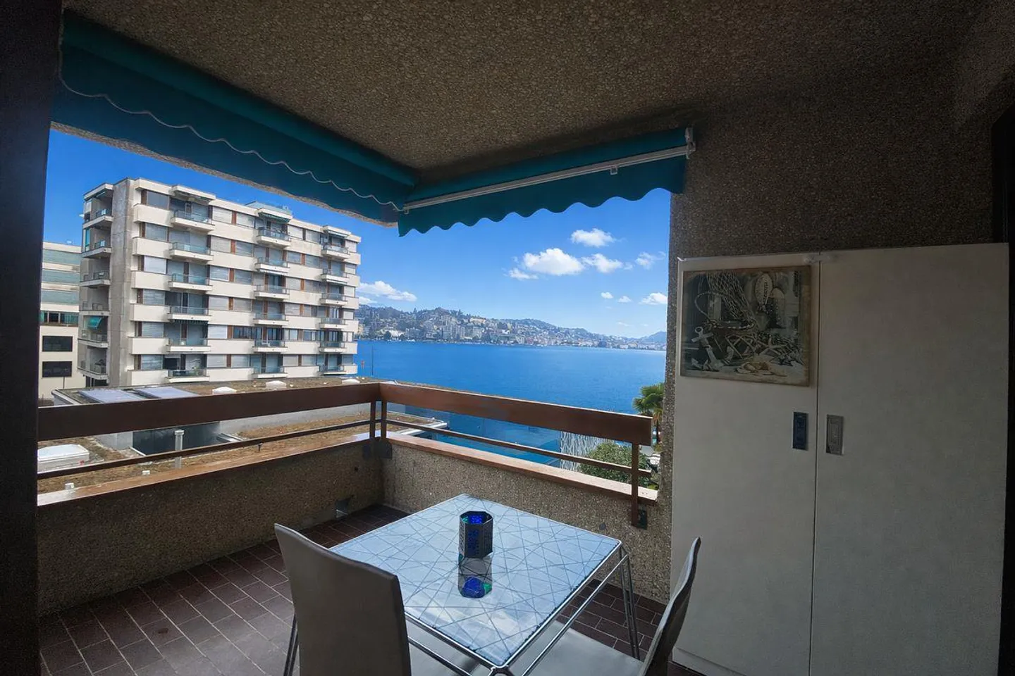 Paradis - Appartement moderne et lumineux de 2,5 pièces avec vue sur le lac - Photo 1 sur 5
