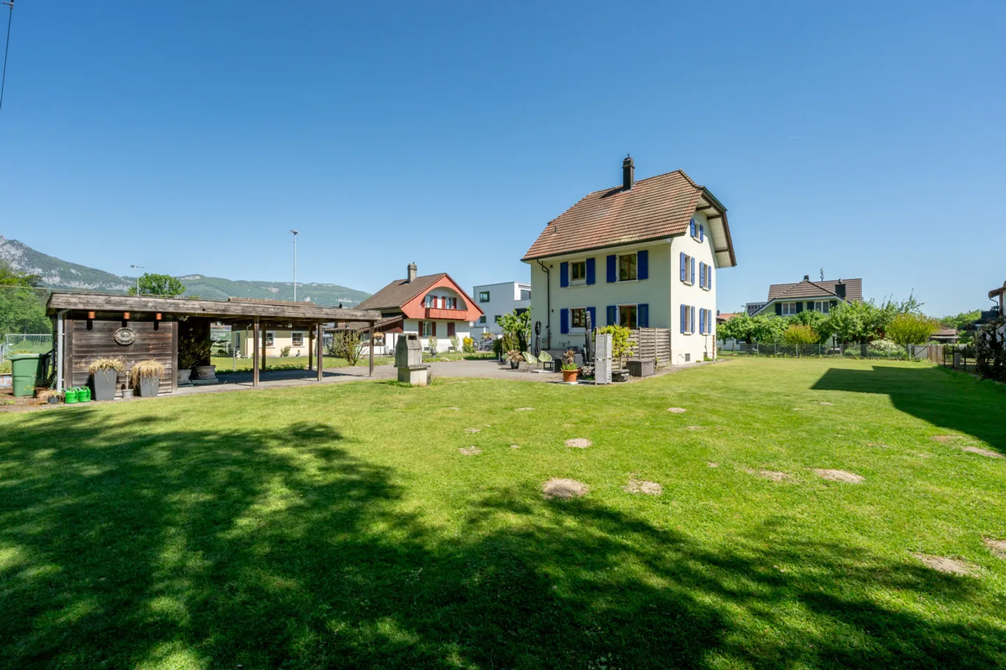 Vielseitiges Zweifamilienhaus - Foto 11 von 13