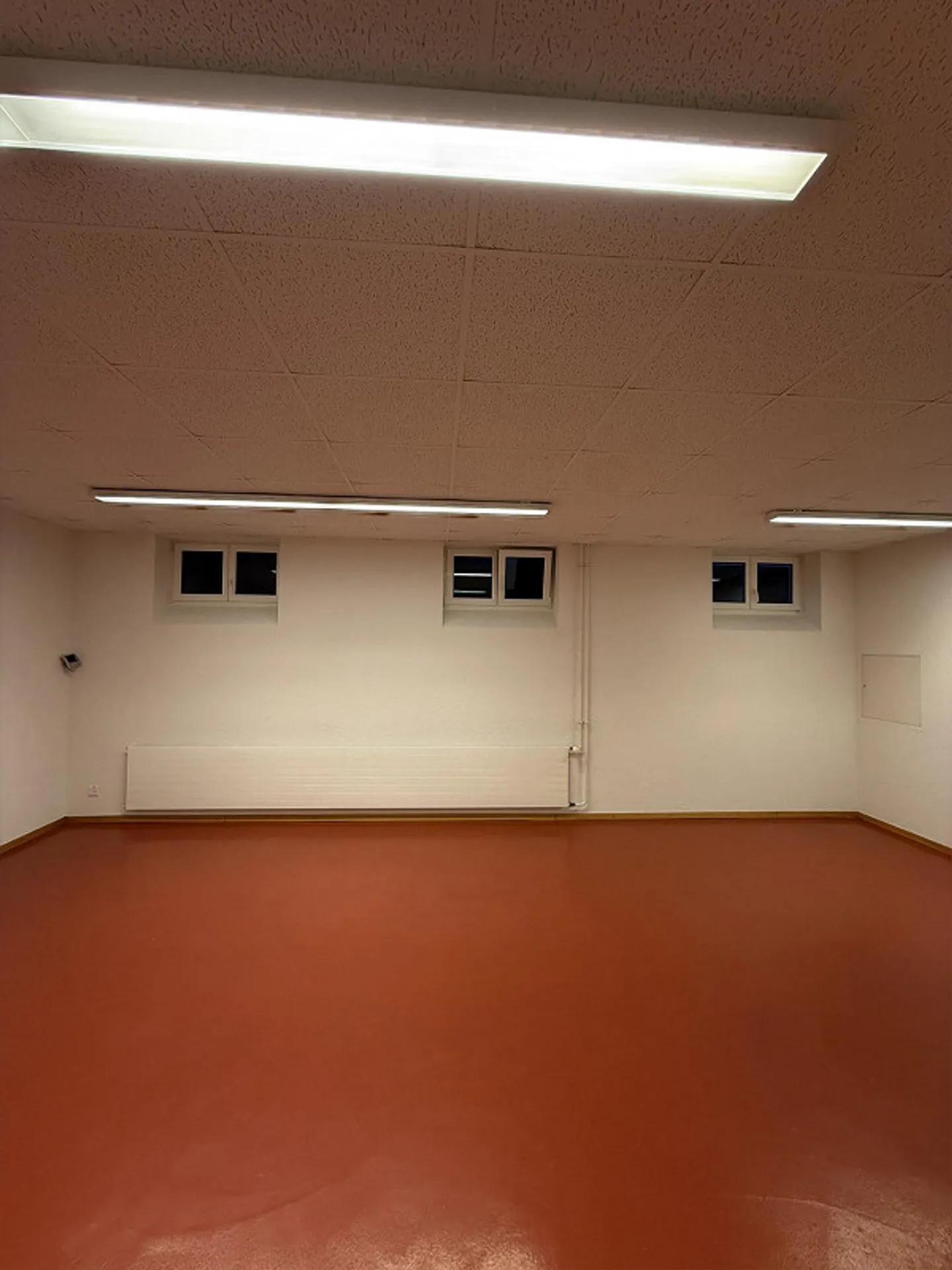 Espace de bureau attrayant (43 m²) - Disponible immédiatement - Photo 3 sur 5