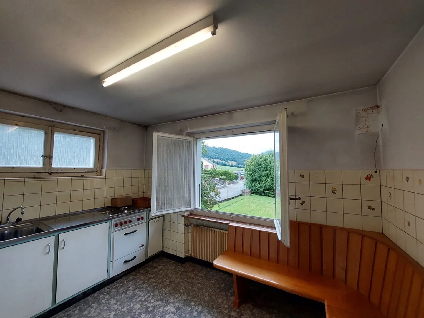 Villa spaziosa villa indipendente da ristrutturare - Foto 6 di 12