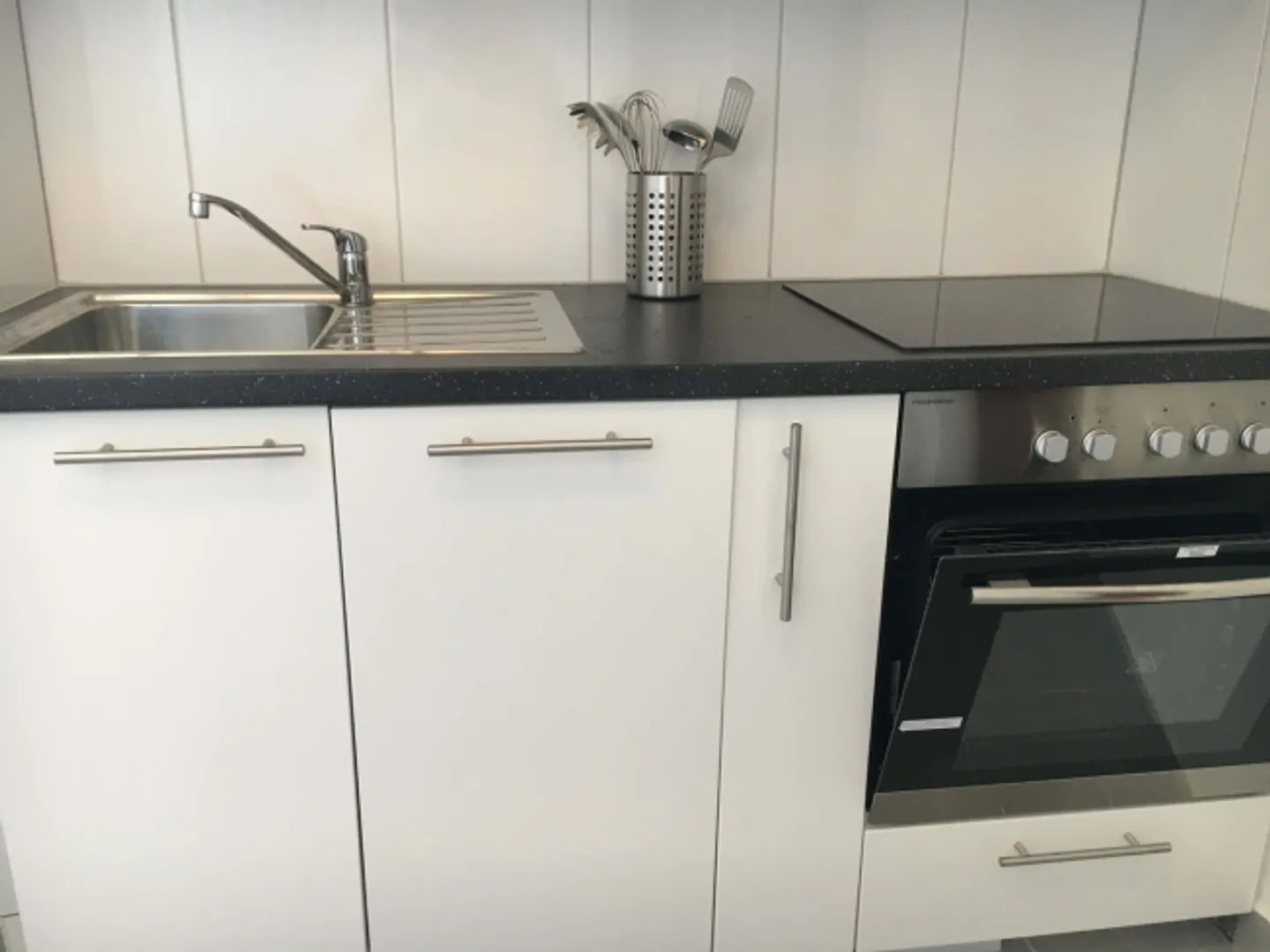 VISITA ONLINE - Stanza condivisa - Foto 8 di 9